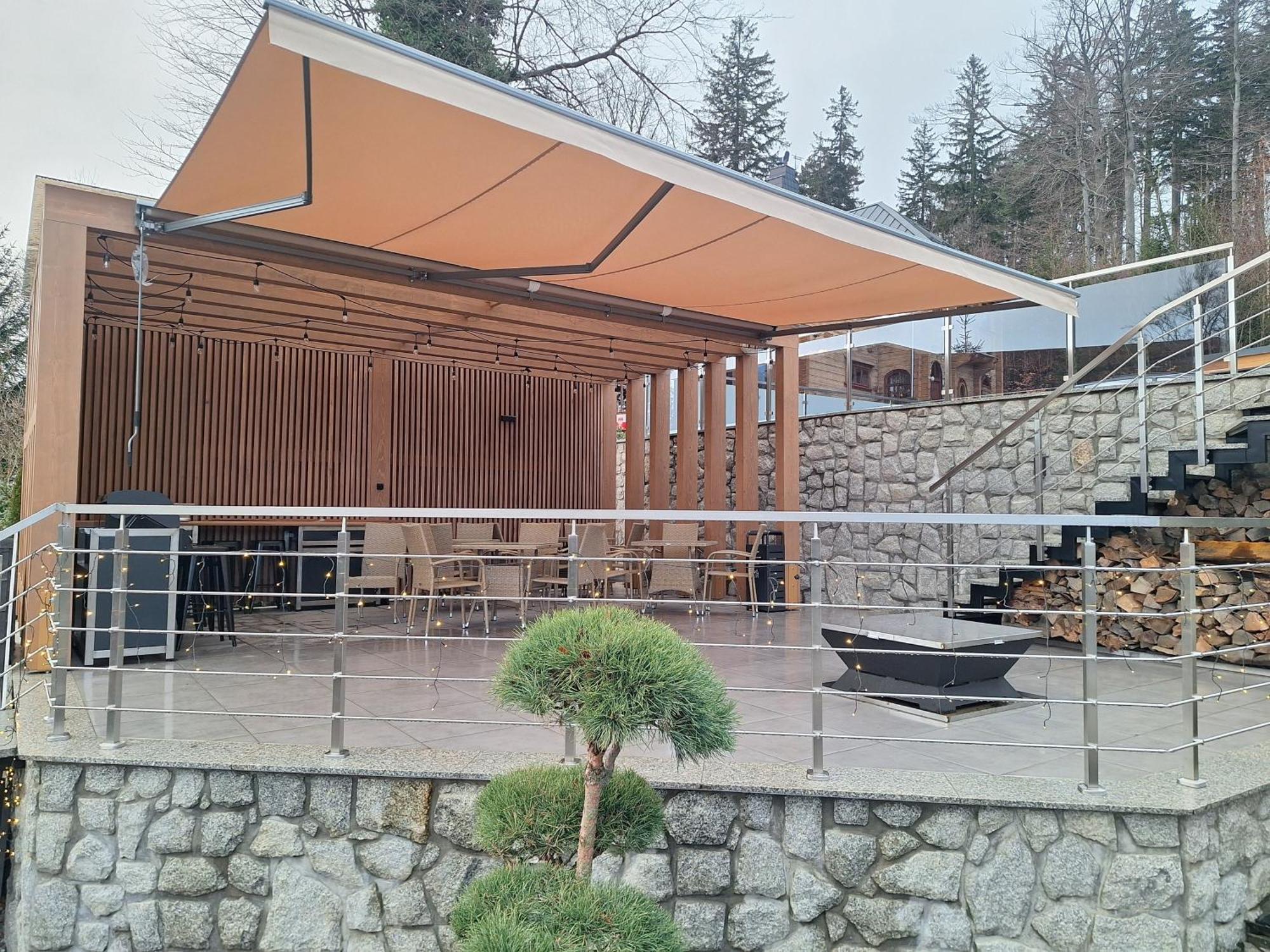 Mountain Spring Apartment *