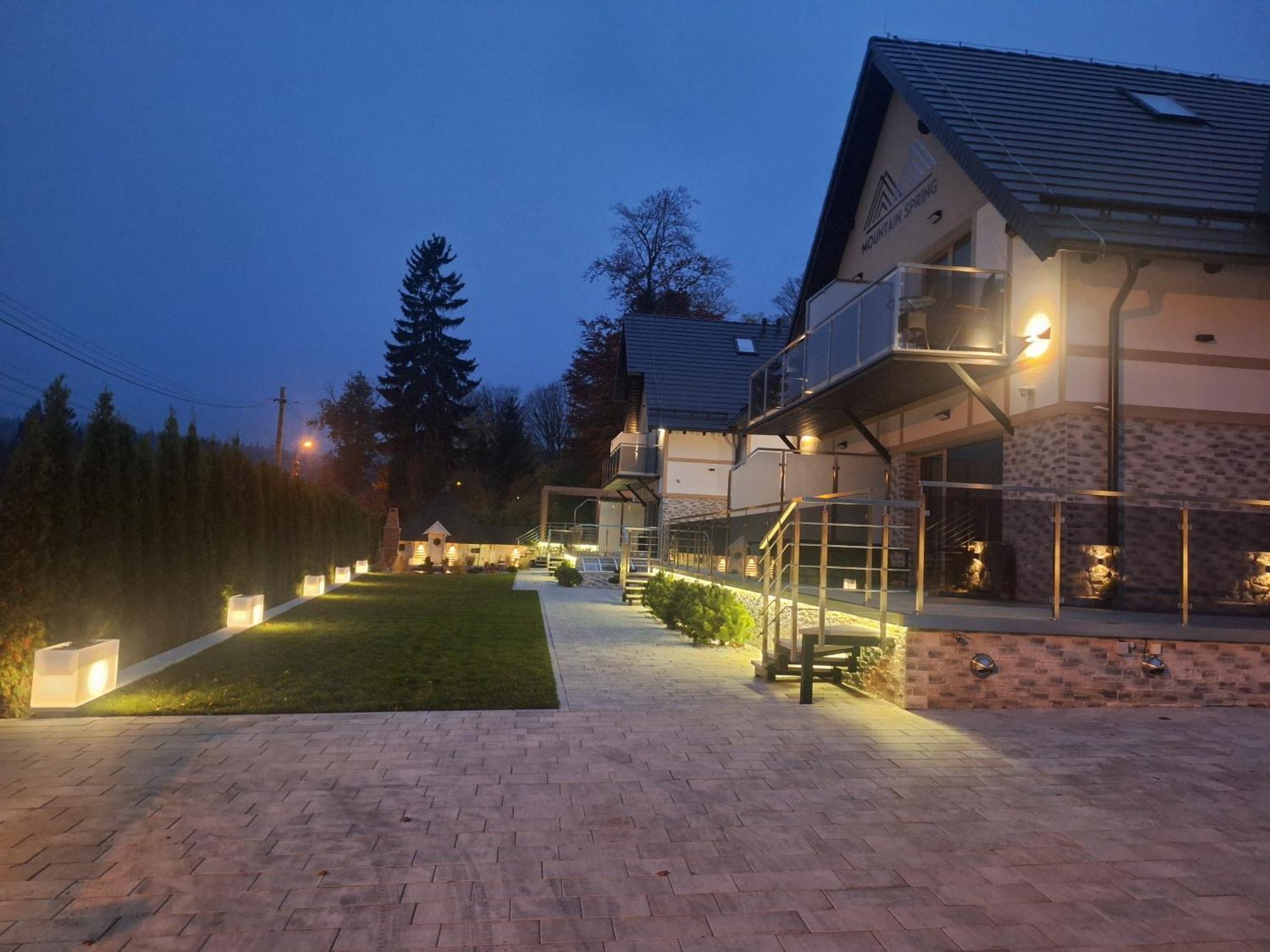 Mountain Spring Apartment